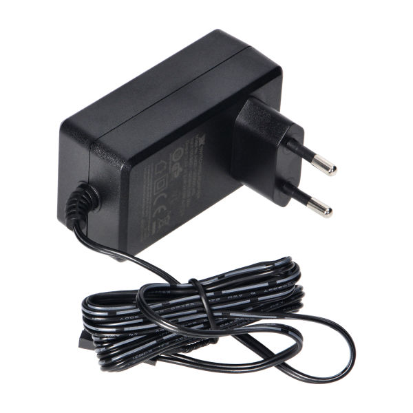 USB charger with power supply, black