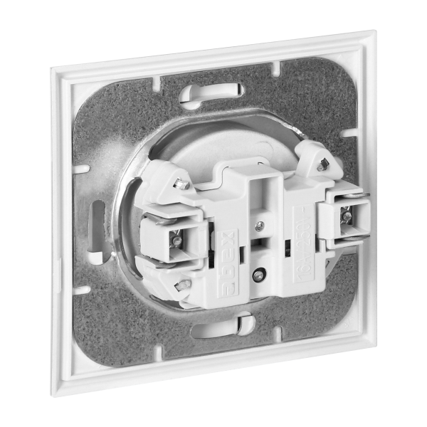 Flush-mounted single socket 2P+E Luna, 16A, 250V, PT-16L, white