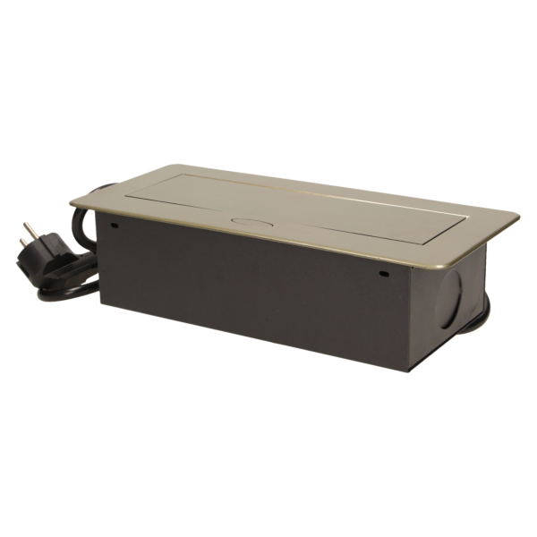 Gniazdo meblowe wpuszczane w blat z płaskim frezowanym rantem i przewodem 1,5m, 3x2P+Z, mosiądz