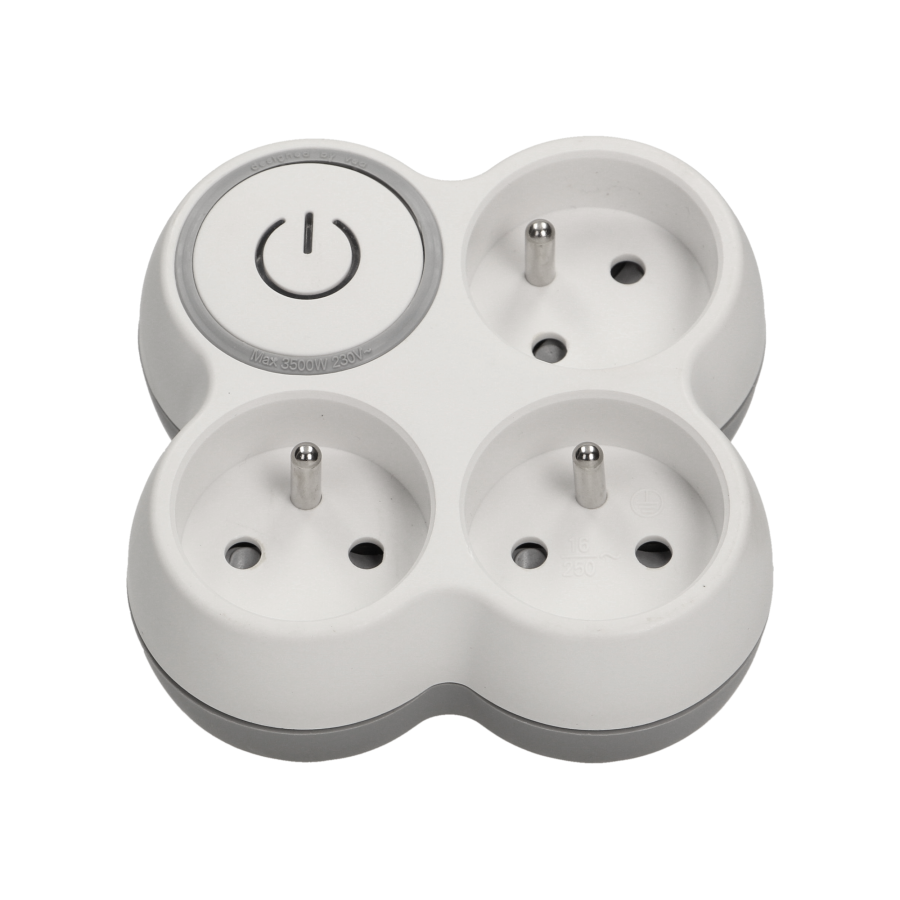 Triple socket outlet with ON/OFF switch