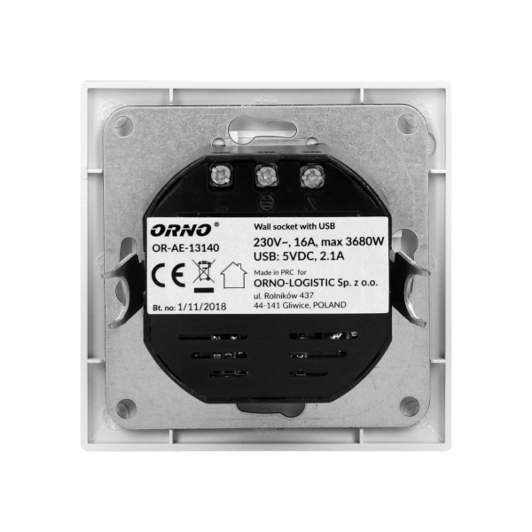 Single socket with two USB chargers