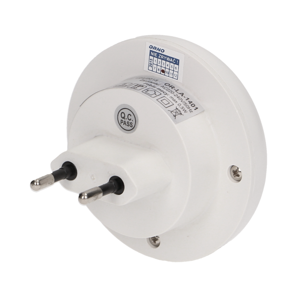 Plug-in LED night lamp with twilight sensor