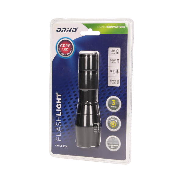 LED flashlight with zoom