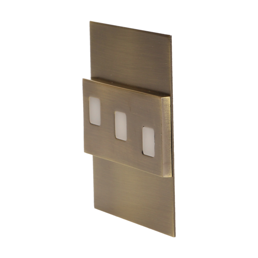 LED staircase luminaire LEPUS, 3000K, brass