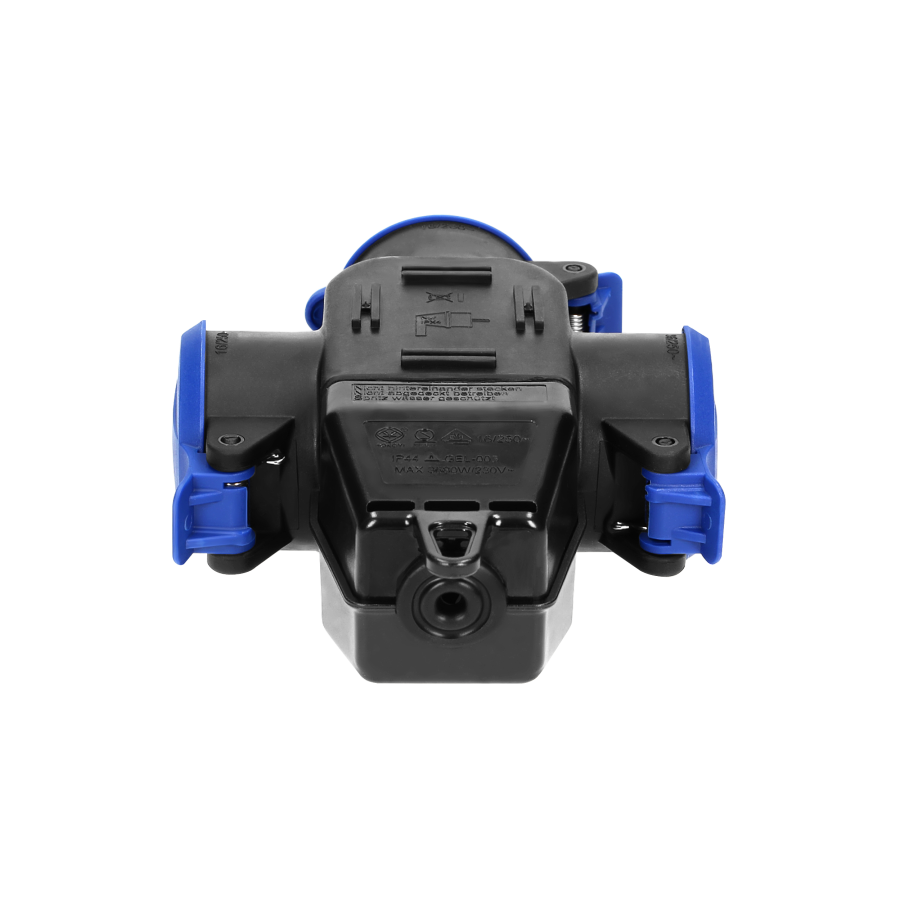 Triple socket outlet, schuko